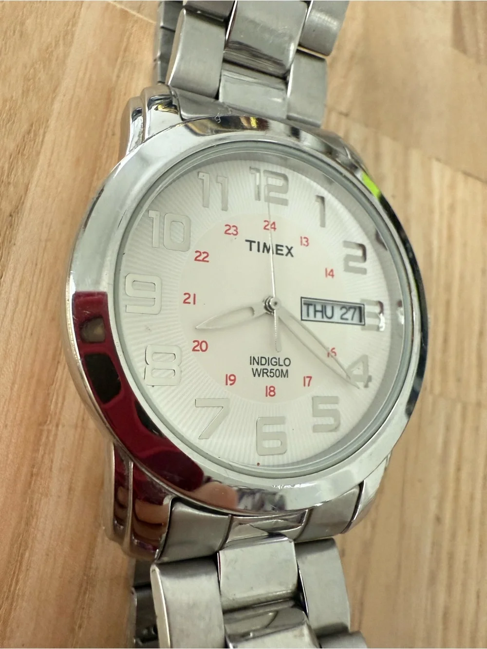 Timex men’s silver tone watch NEW BATTERY